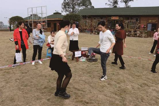 华体会手机网页版登录入口集团庆“三八”国际妇女节　活动丰富多彩